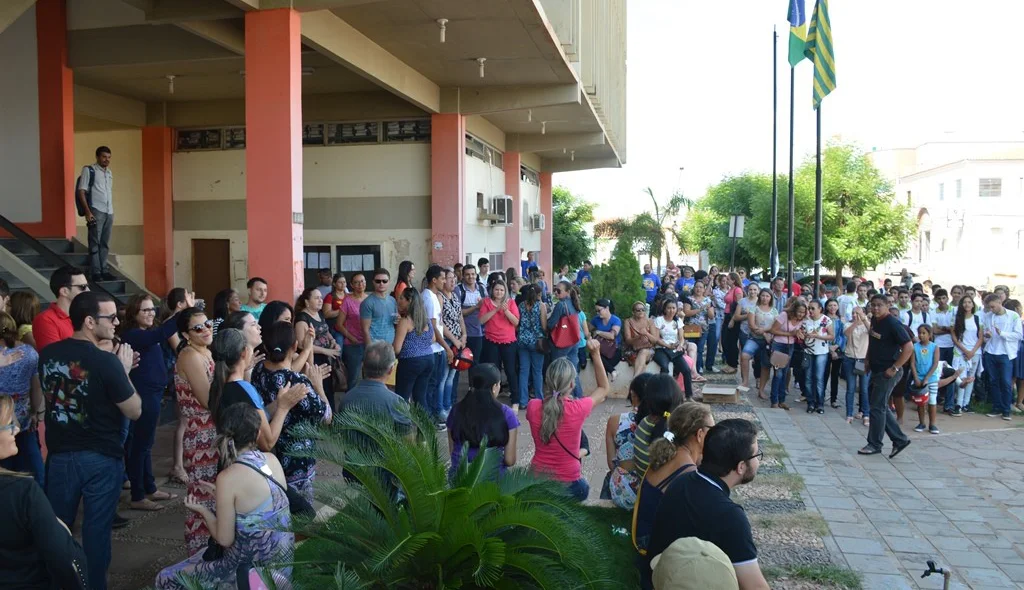 Manifestação reuniu dezenas de servidores