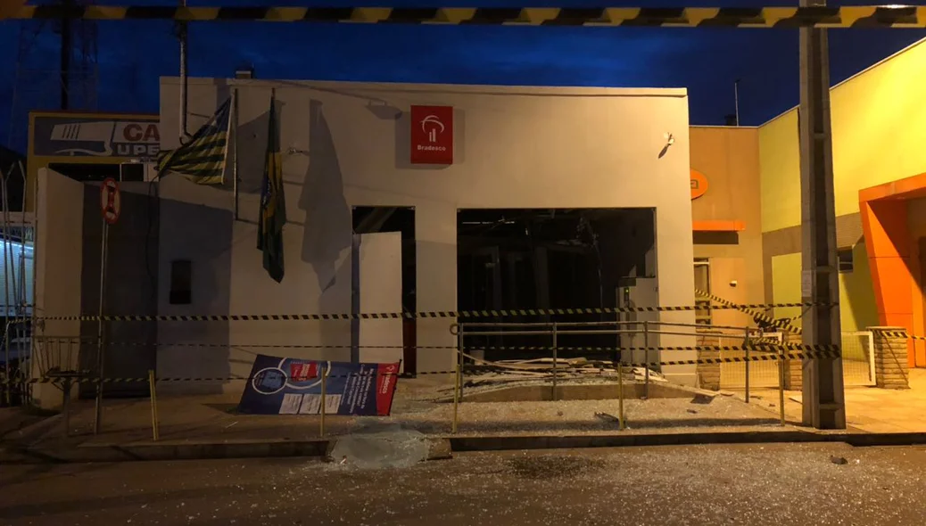 Muita destruição