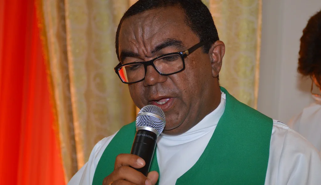 Novena-missa foi presidida pelo Padre Antônio Cristo