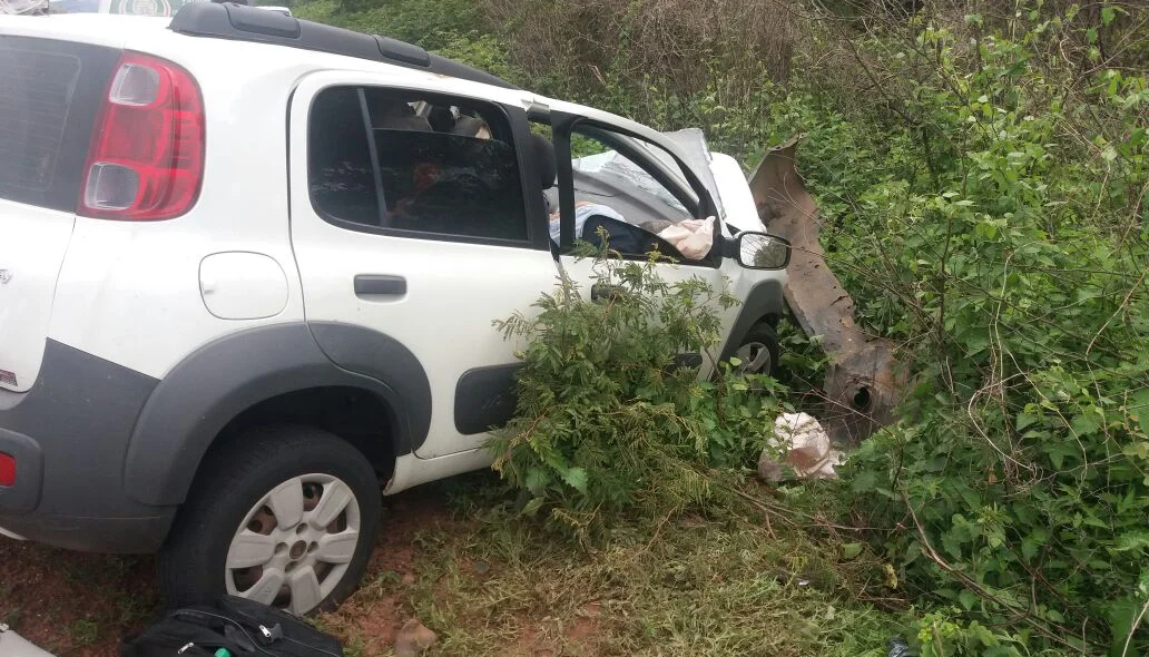 O carro é do estado do Ceará
