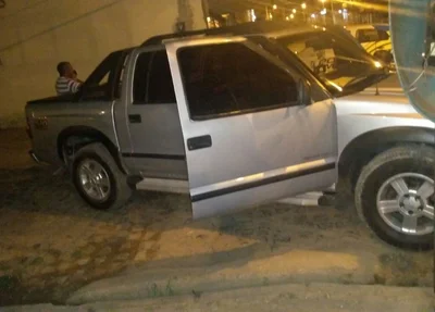 Veículo em que o casal estava quando foram atingidos