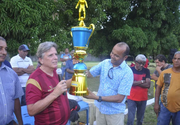 Entrega do troféu