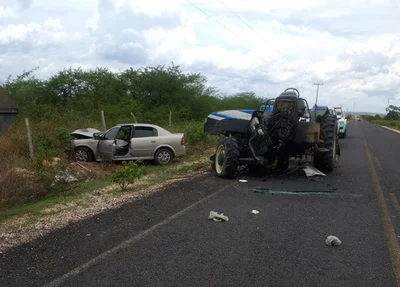 Colisão entre carro e trator na PI-229
