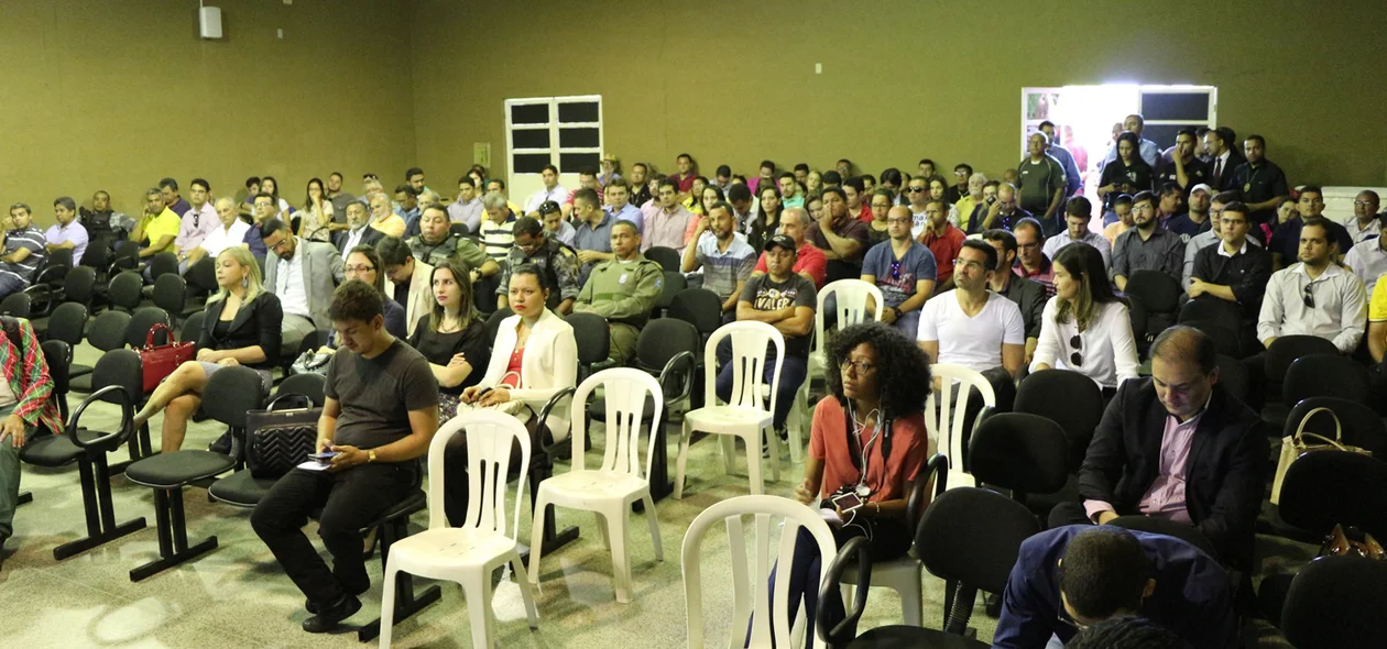A divulgação dos dados aconteceu no auditório da Acadepol