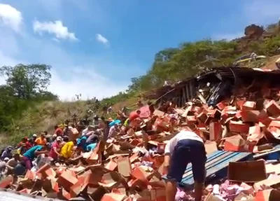 Carreta da Natura é saqueada