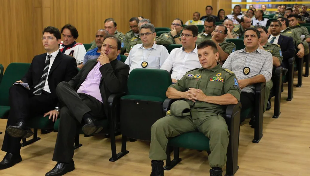 Membros da Segurança Pública