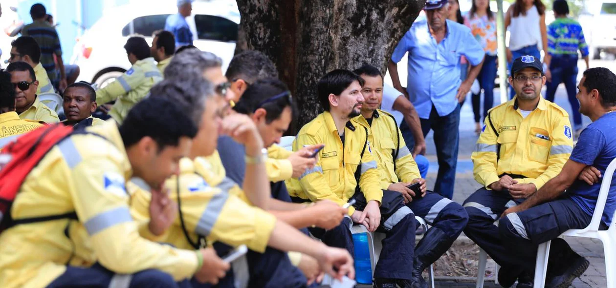 Paralisação dos agentes da Strans