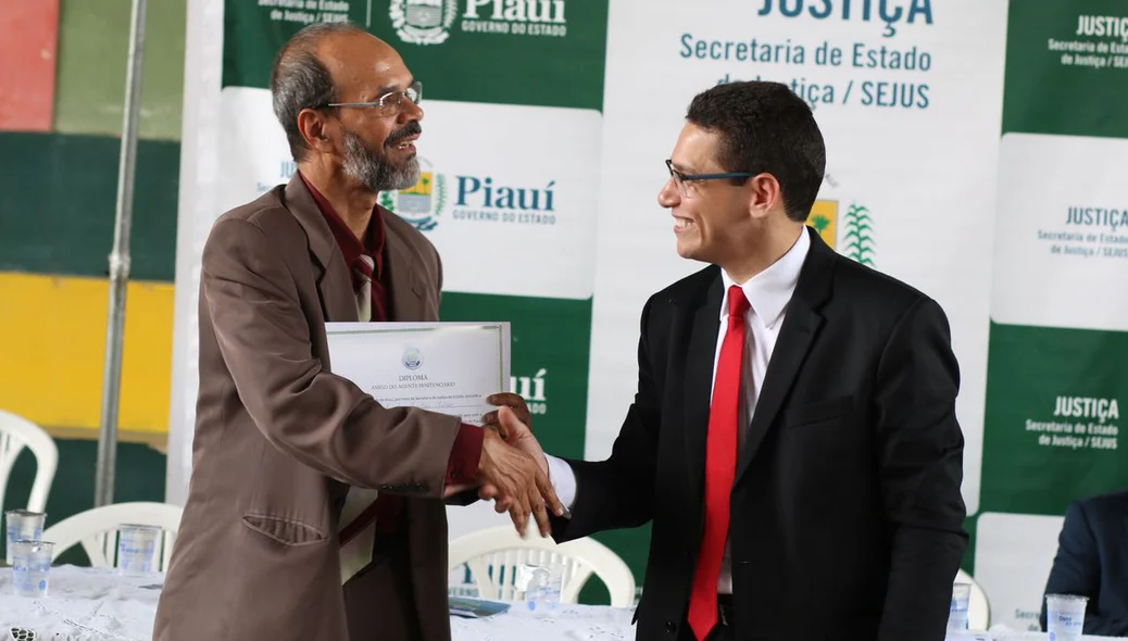 Diploma amigo do agente penitenciário 