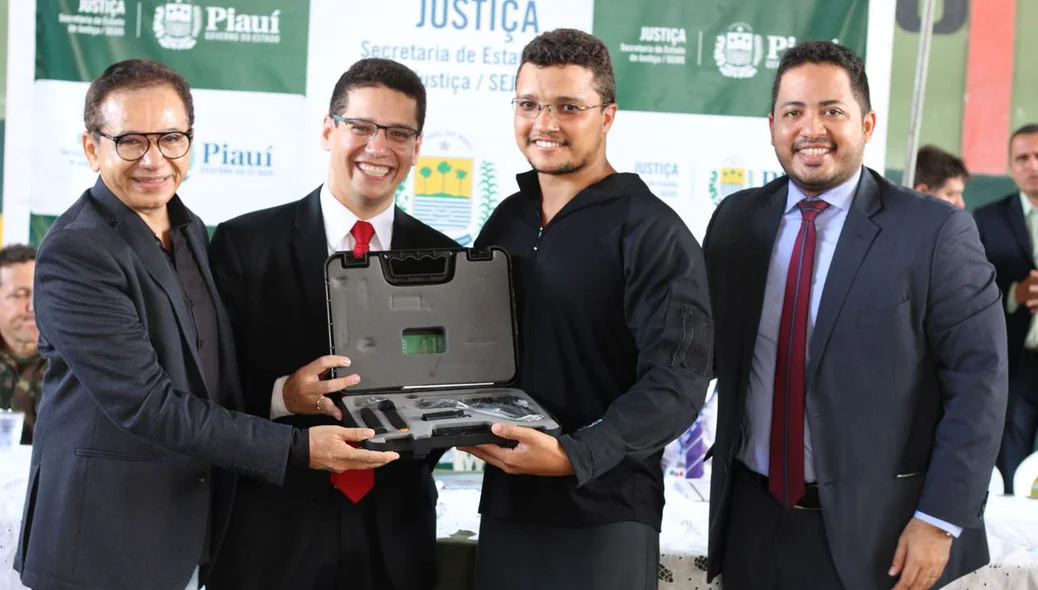 Entrega de novos equipamentos 