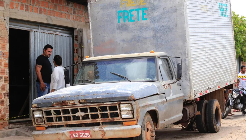 Caminhão utilizado por Cícero para realizar fretes