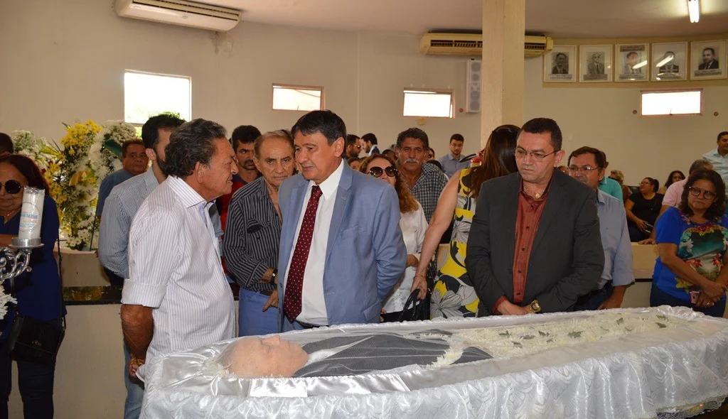 Governador se solidariza com ex-prefeito Gil Paraibano