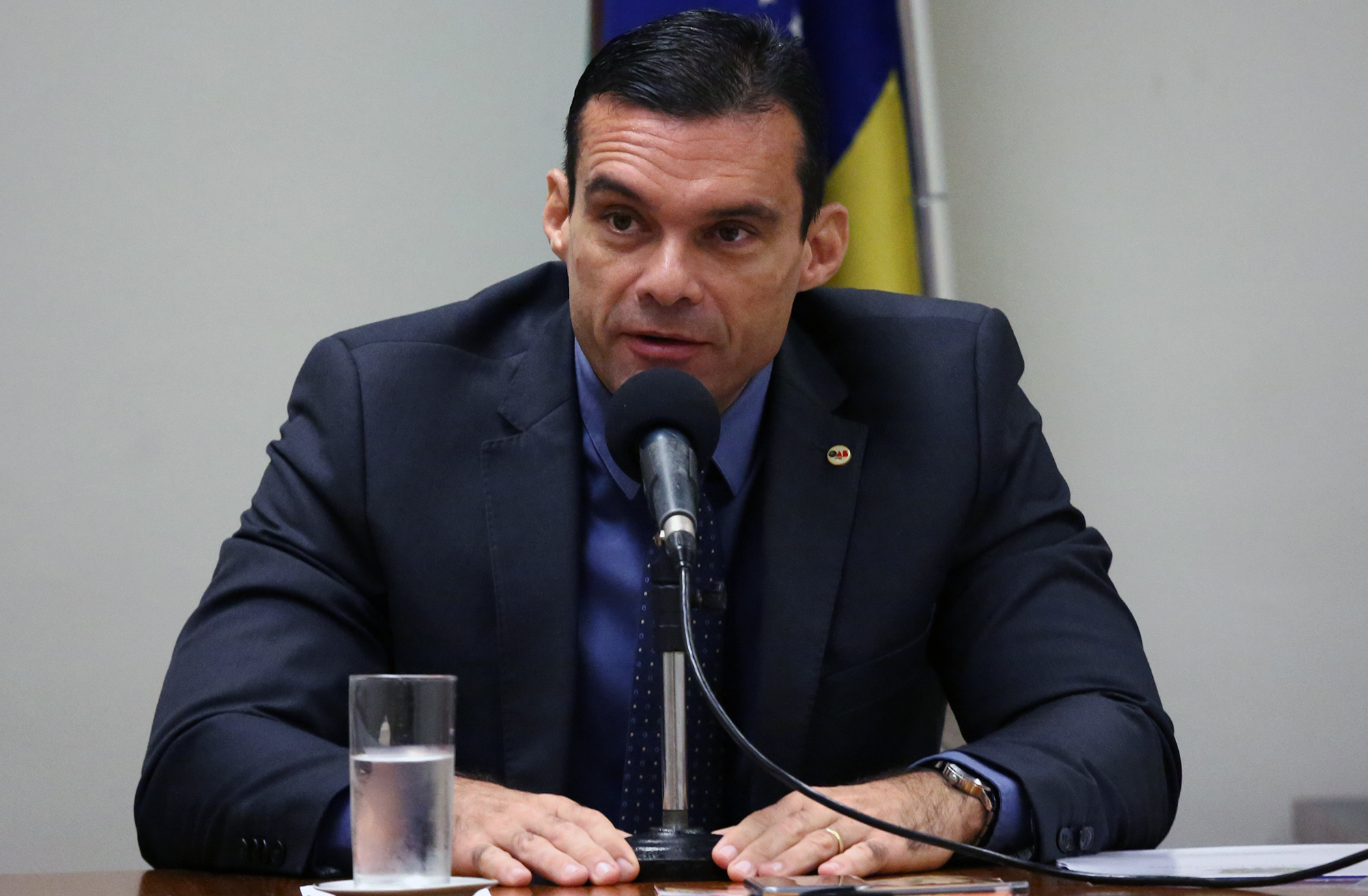 Advogado Roberto Lasserre 