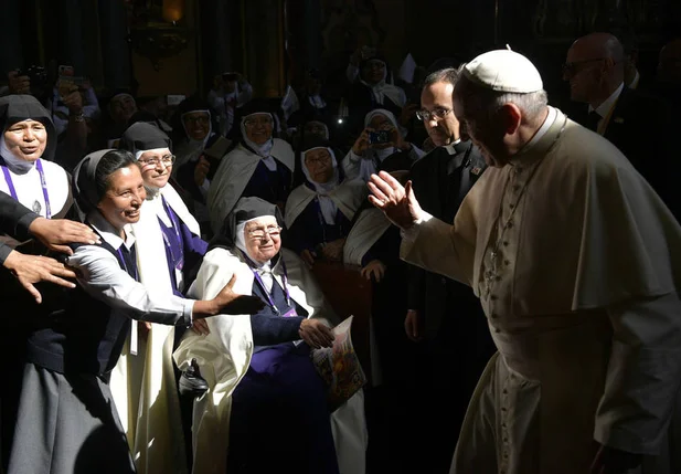 Papa Francisco se reuniu com freiras contemplativas no Santuário das Nazarenas