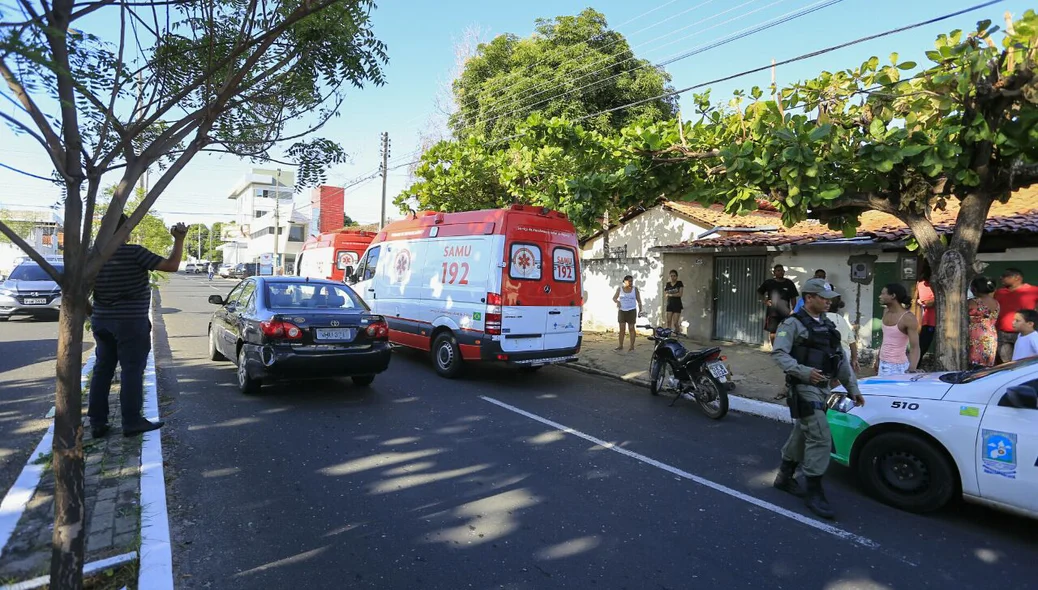 Samu chegando para socorrer a vítima