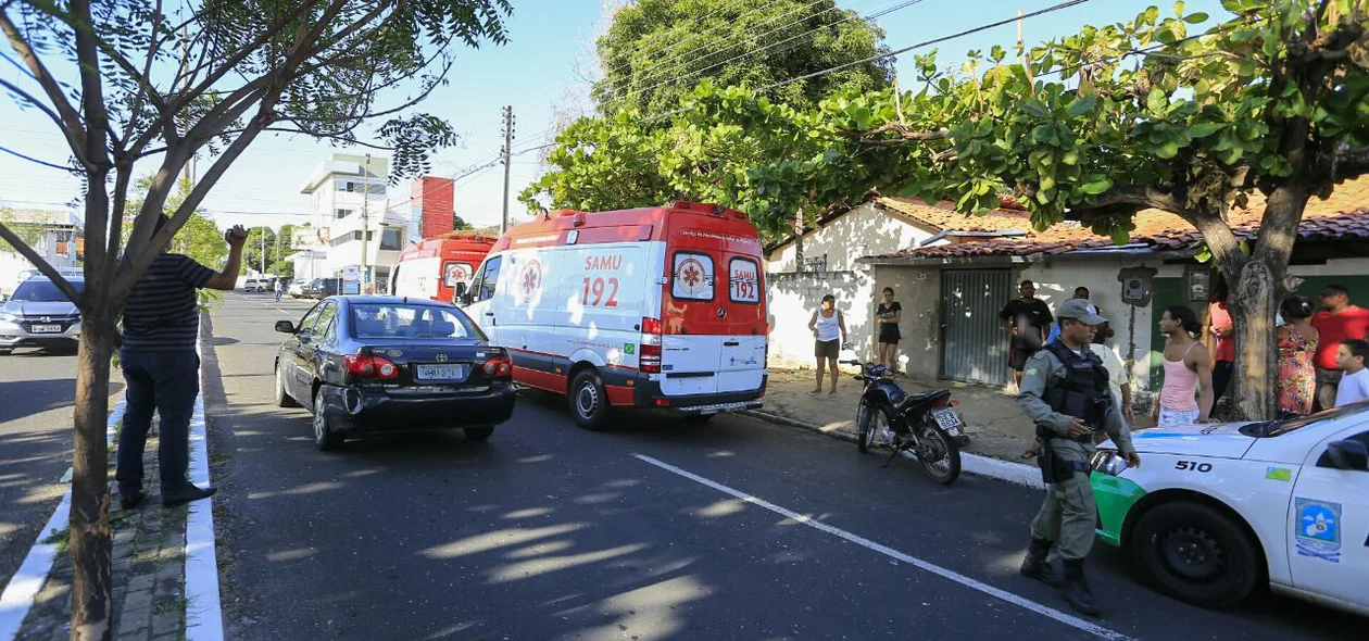 Samu chegando para socorrer a vítima