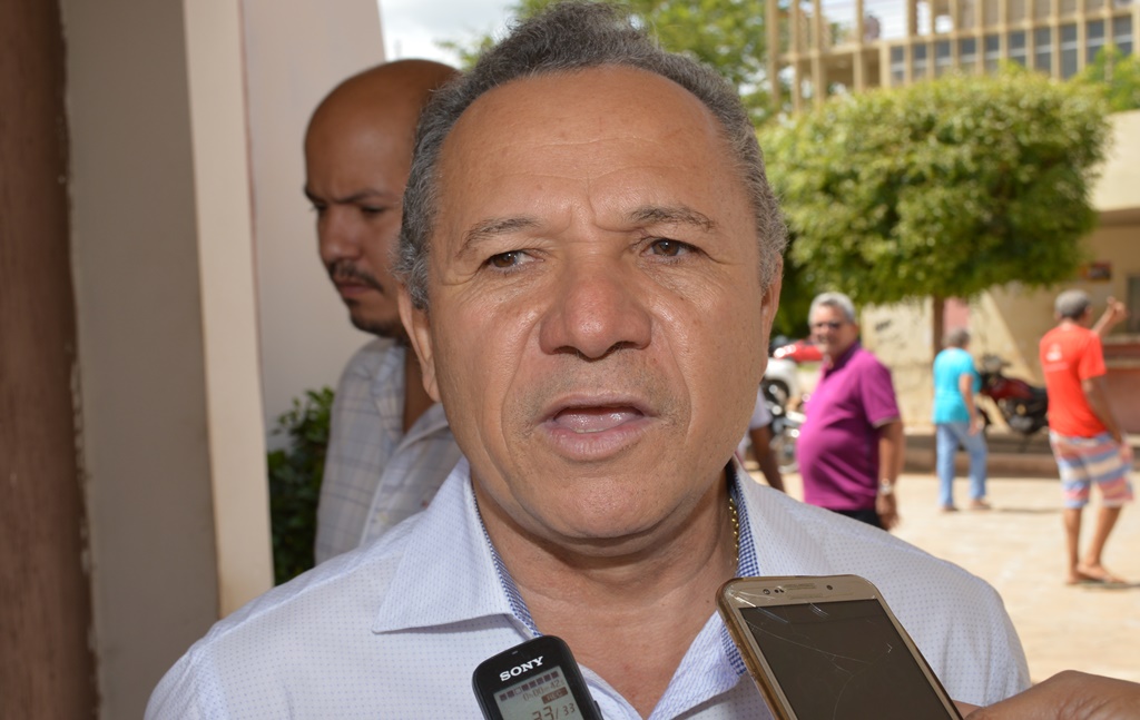 Vice-prefeito defende maior participação do PTB na gestão do Padre Walmir