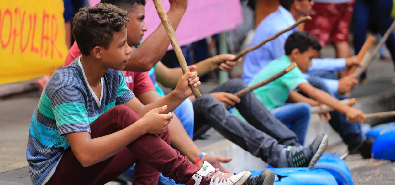Crianças na manifestação 