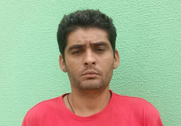 Rômulo Samuel Santana foi preso nesta terça-feira (23) pela Dicapi em Teresina