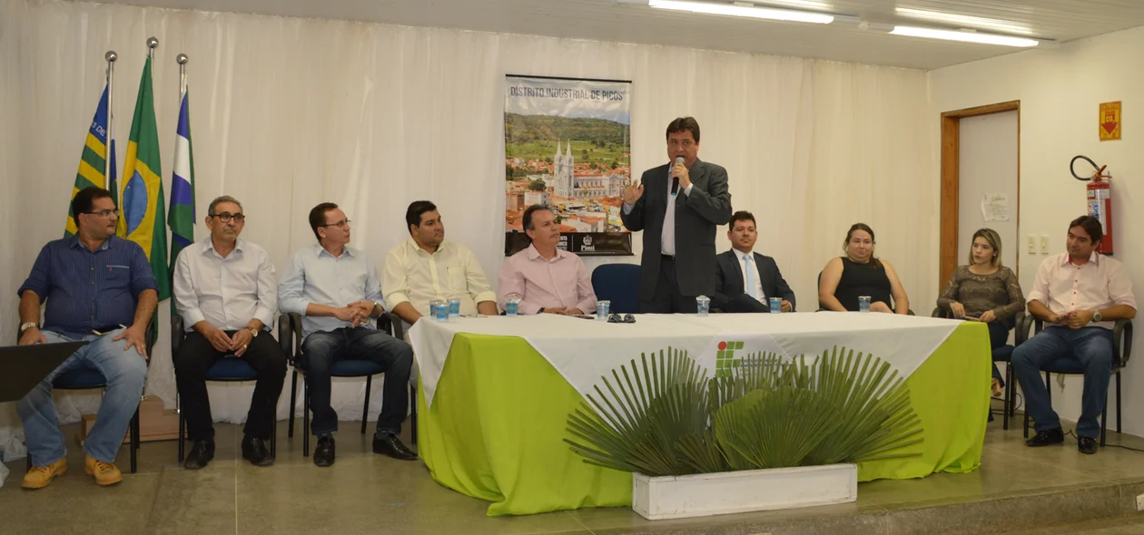 Secretário Nerinho destaca importância do Projeto