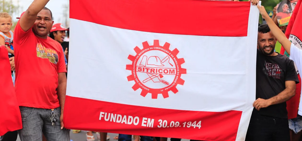 Sindicato dos Trabalhadores da Construção Civil manifestando apoio ao ex-presidente