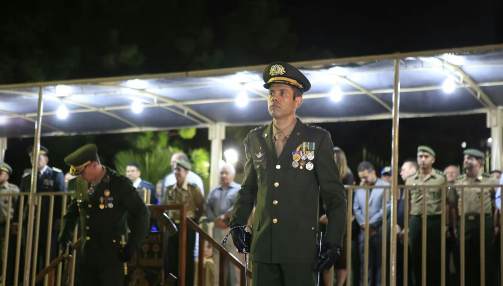 Alerrandro Leal assume o comando do 2º Bec no Estado do Piauí