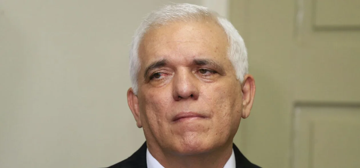 Deputado Themístocles Filho esteve presente na solenidade