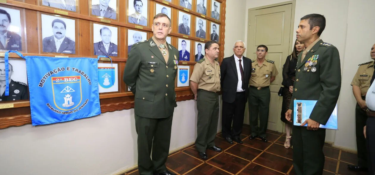 Solenidade de transferência do comando do 2º BEC em Teresina