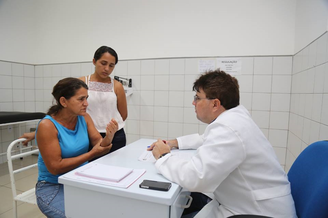 Atendimento da equipe de Atenção à Saúde em Altos