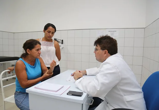 Atendimento da equipe de Atenção à Saúde em Altos