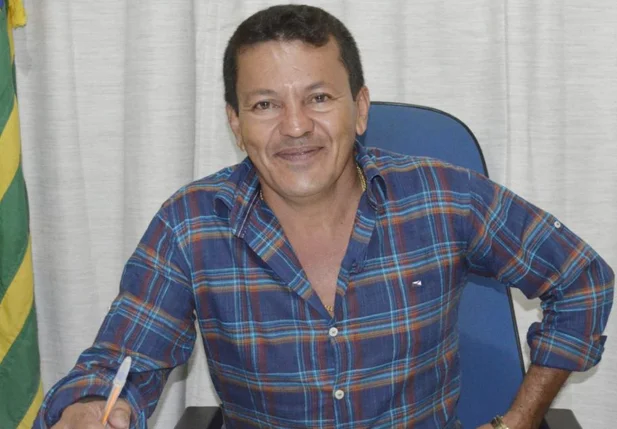 Prefeito de Campo Grande do Piauí contrata empresas sem licitação