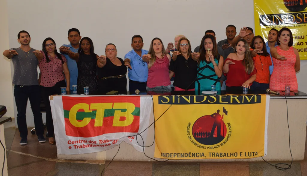Diretores prestam juramento