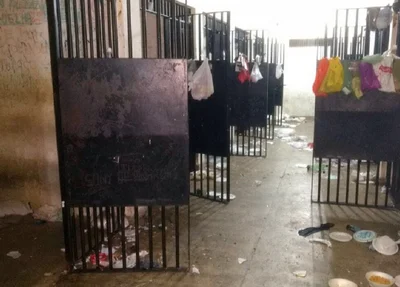 Briga entre presos deixa pelo menos 10 mortos na Cadeia Pública de Itapajé, no Ceará