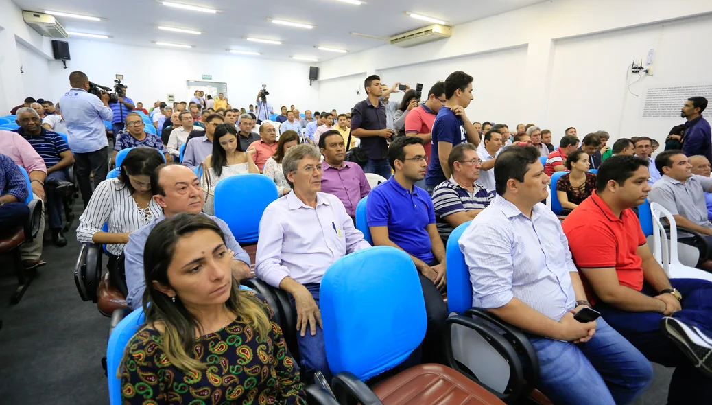 O evento contou com a participação dos gestores municipais  
