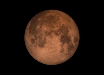 A Lua assume uma tonalidade avermelhada durante um eclipse 