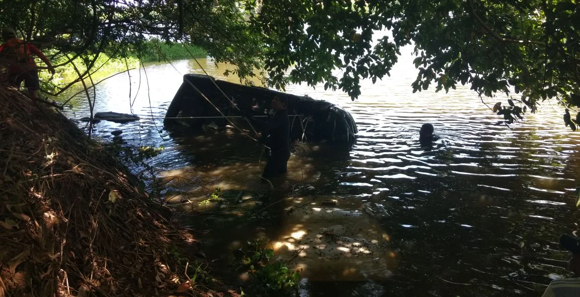 Motorista morreu após cair com carro dentro do rio Poti 