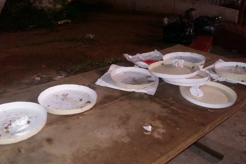 Torcedores interceptam entregador e comem pizzas de jogadores do Portuguesa