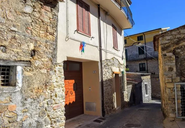 Ollolai, na Sardenha, onde casas são vendidas a 1 euro