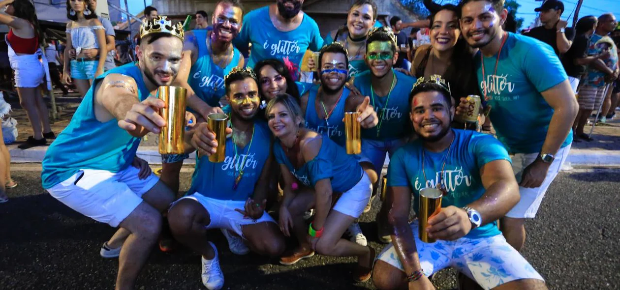 Amigos se reúnem e participam do Corso 2018
