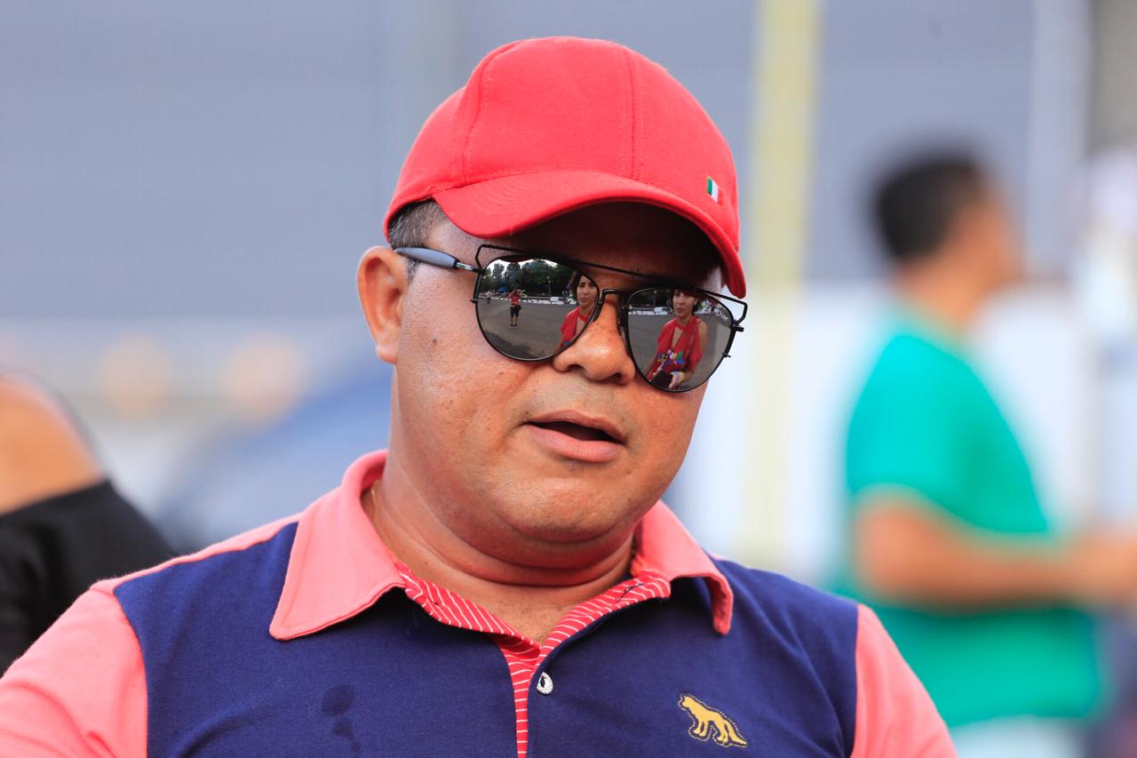 Francisco Braga é dono de um paredão de som e participa do Corso de Teresina há 3 anos