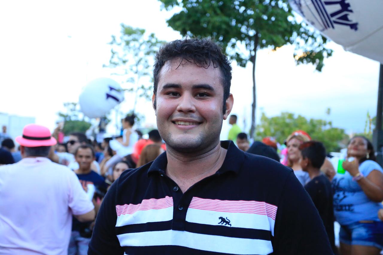 Lucas Wendel investiu mais de R$ 25 mil em seu paredão de som