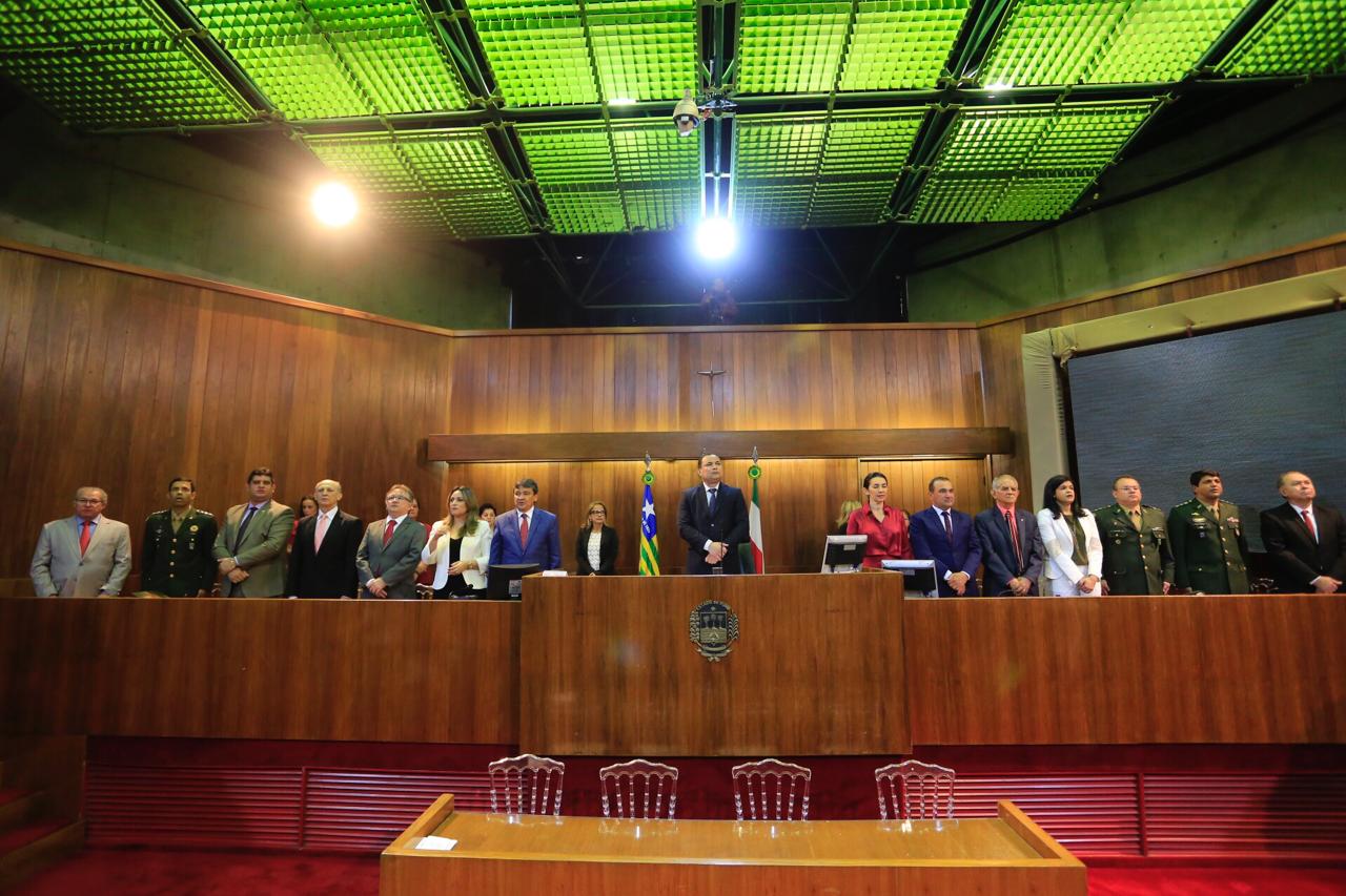Abertura do ano legislativo no plenário da Alepi