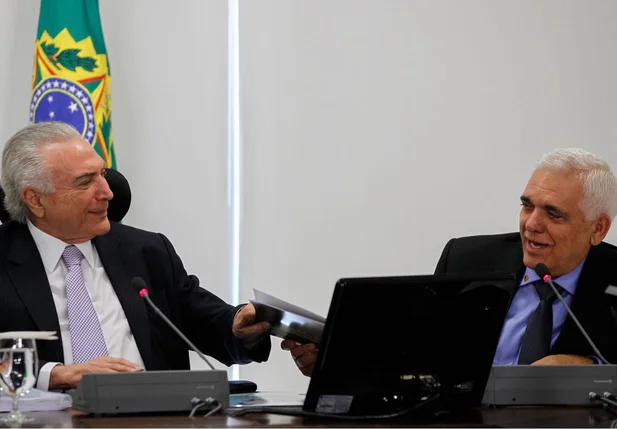 Themístocles Filho participa de audiência com o presidente Michel Temer em Brasília