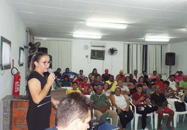 Vilma Amorim leva mensagem à câmara