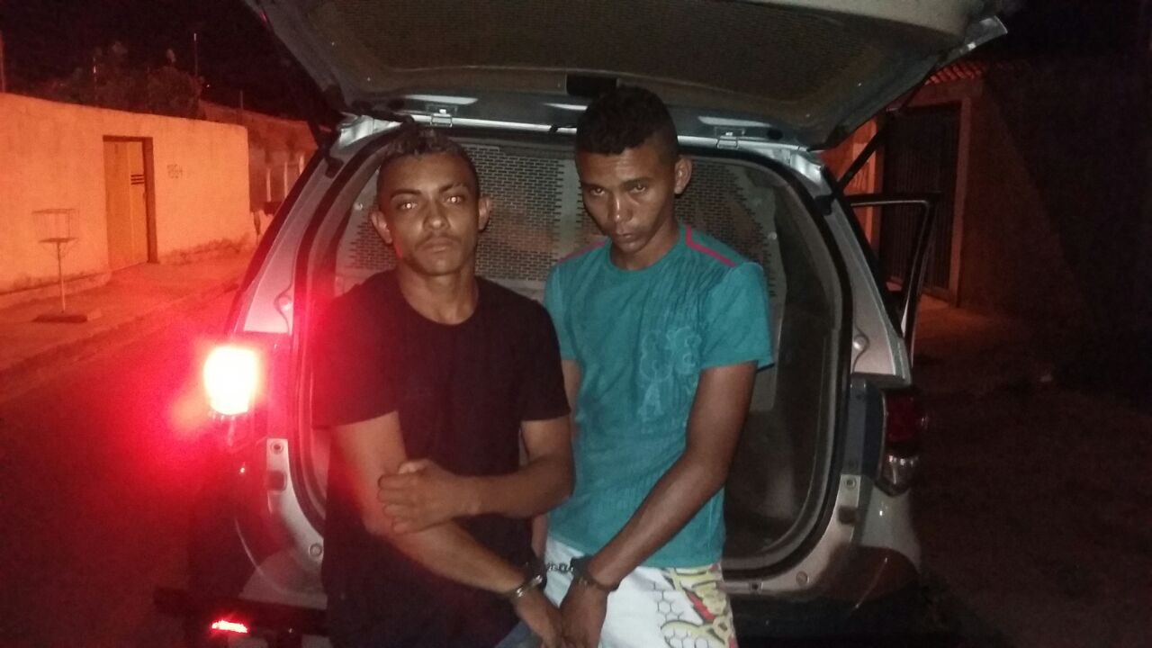 Dupla presa na Santa Bárbara