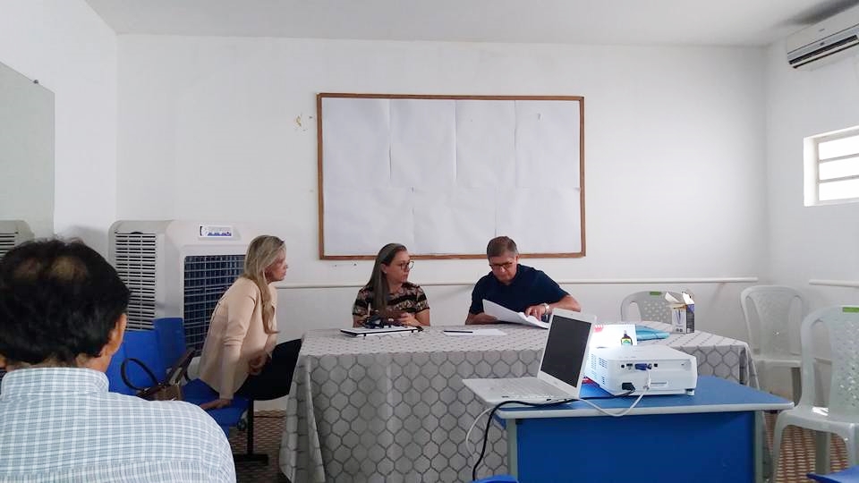 Reunião com a prefeita Vilma Amorim em Esperantina