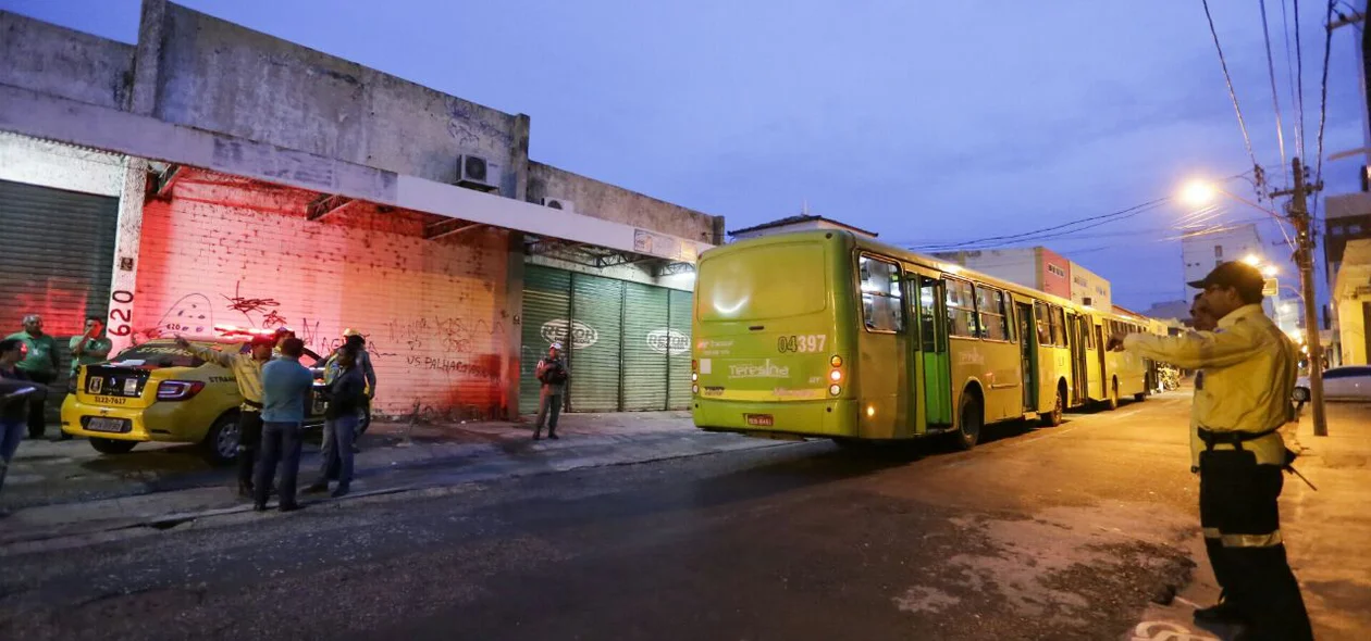 Agentes da Strans realizaram a operação na Rua Rui Barbosa