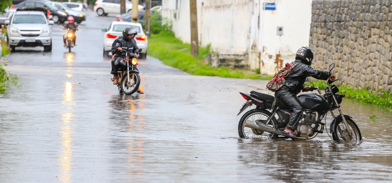 Motociclistas também desistiram de fazer a travessia na Gayoso de Almendra