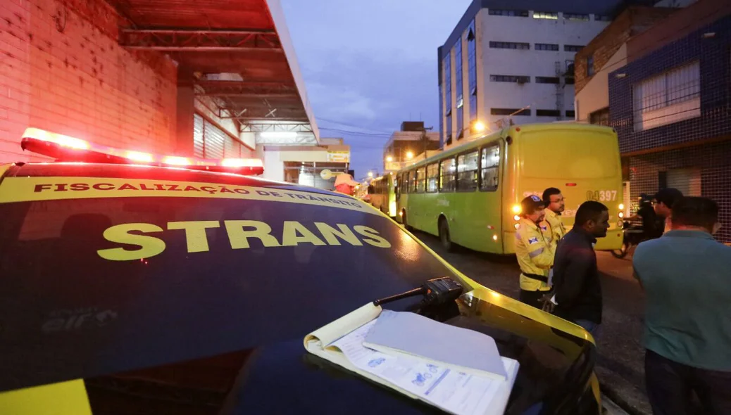 Strans fez a fiscalização na Rua Rui Barbosa em Teresina