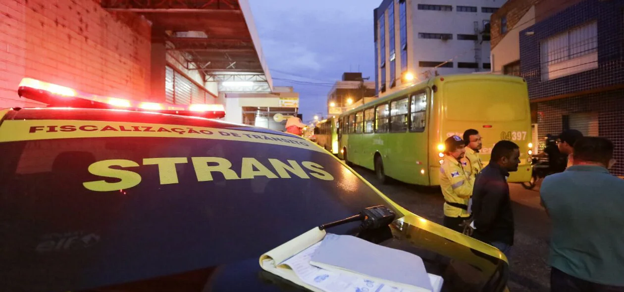 Strans fez a fiscalização na Rua Rui Barbosa em Teresina
