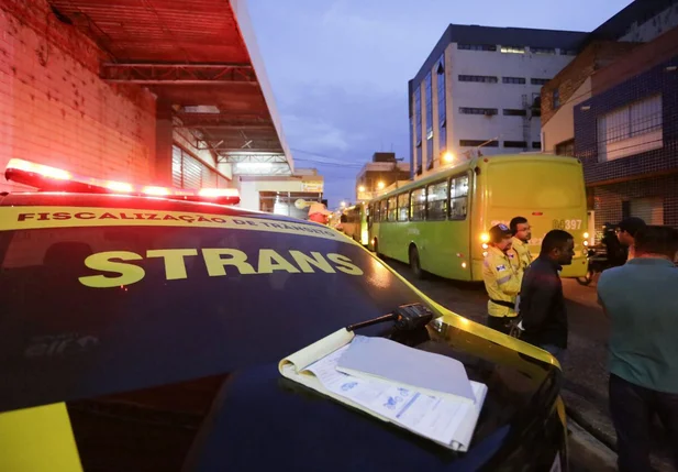 Strans fez a fiscalização na Rua Rui Barbosa em Teresina